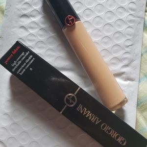 Power Fabric Concealer 8, 0.24 Oz